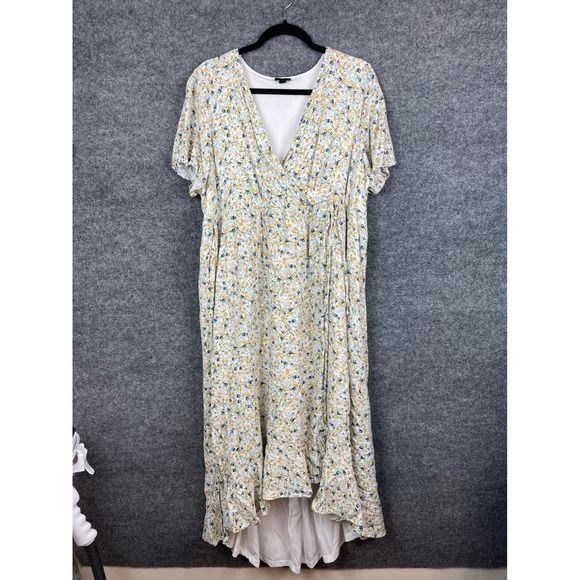 torrid Dresses & Skirts - Torrid Maxi Dress Women's 2 White Floral Faux Wrap High Low Ruffle
